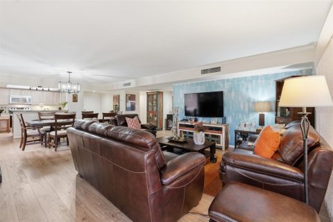 Condominio en venta en Largo, Florida, 2 dormitorios, 135.64 m2 № 2092777 - foto 5