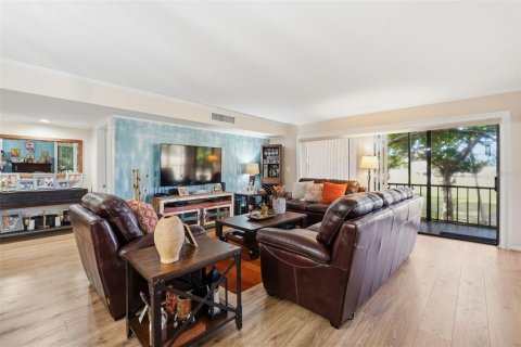 Condominio en venta en Largo, Florida, 2 dormitorios, 135.64 m2 № 2092777 - foto 4