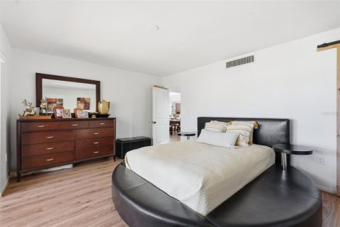 Condominio en venta en Largo, Florida, 2 dormitorios, 135.64 m2 № 2092777 - foto 14