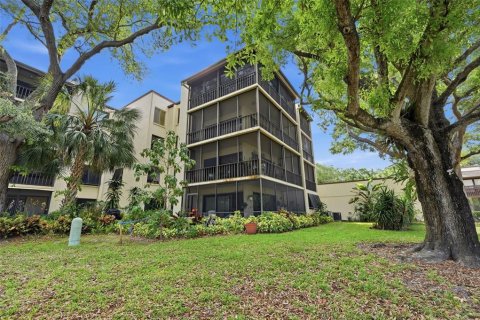 Condominio en venta en Largo, Florida, 2 dormitorios, 135.64 m2 № 2092777 - foto 30