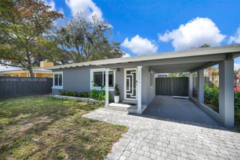 Купить виллу или дом в Форт-Лодердейл, Флорида 3 спальни, 84.82м2, № 2032218 - фото 6