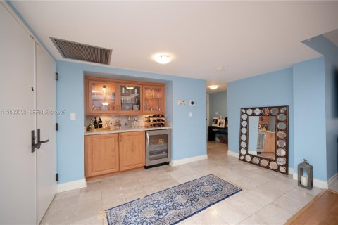 Condominio en venta en Miami, Florida, 2 dormitorios, 152.55 m2 № 2170304 - foto 10