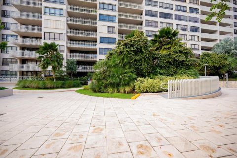 Condominio en venta en Miami, Florida, 2 dormitorios, 152.55 m2 № 2170304 - foto 25