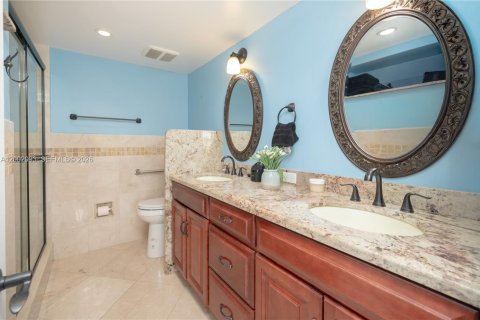 Condominio en venta en Miami, Florida, 2 dormitorios, 152.55 m2 № 2170304 - foto 17