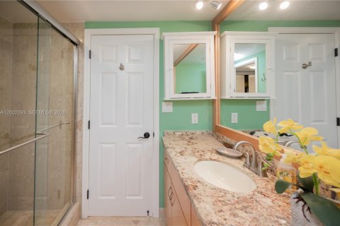 Condominio en venta en Miami, Florida, 2 dormitorios, 152.55 m2 № 2170304 - foto 11