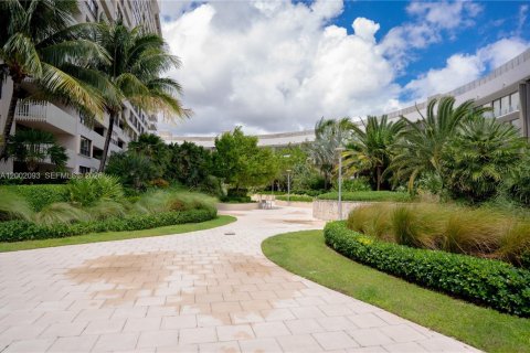 Condominio en venta en Miami, Florida, 2 dormitorios, 152.55 m2 № 2170304 - foto 28