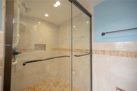 Condominio en venta en Miami, Florida, 2 dormitorios, 152.55 m2 № 2170304 - foto 9
