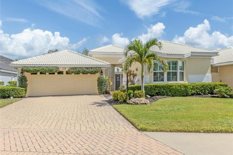 House in Venice, Florida 3 bedrooms, 292.27 sq.m. № 2358697