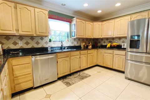 House in Ormond Beach, Florida 4 bedrooms, 325.62 sq.m. № 2209352 - photo 18