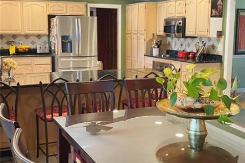 House in Ormond Beach, Florida 4 bedrooms, 325.62 sq.m. № 2209352 - photo 15