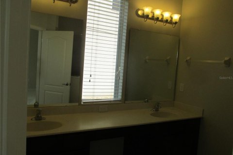 Casa en alquiler en Mount Dora, Florida, 3 dormitorios, 184.04 m2 № 2097533 - foto 11