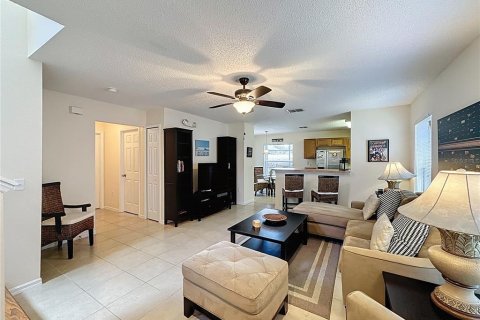 House in Haines City, Florida 4 bedrooms, 152.73 sq.m. № 1837958 - photo 7