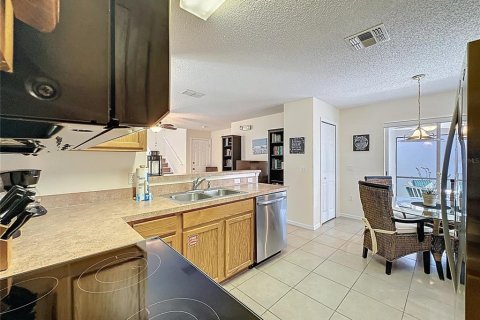 House in Haines City, Florida 4 bedrooms, 152.73 sq.m. № 1837958 - photo 17