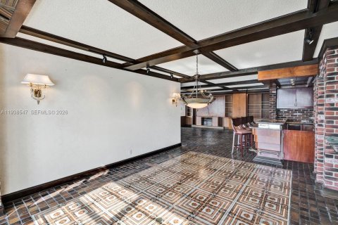 Купить кондоминиум в Майами-Бич, Флорида 3 спальни, 217.86м2, № 1997924 - фото 27