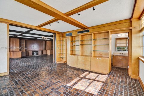 Купить кондоминиум в Майами-Бич, Флорида 3 спальни, 217.86м2, № 1997924 - фото 19