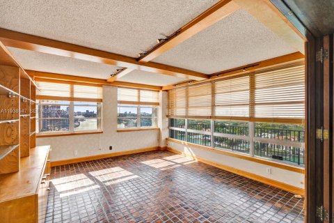 Купить кондоминиум в Майами-Бич, Флорида 3 спальни, 217.86м2, № 1997924 - фото 21