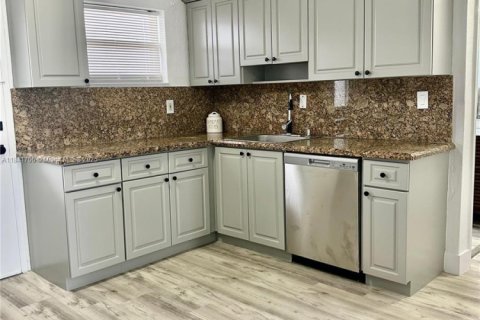 Condominio en alquiler en Miami Beach, Florida, 1 dormitorio, 67.82 m2 № 1939602 - foto 11