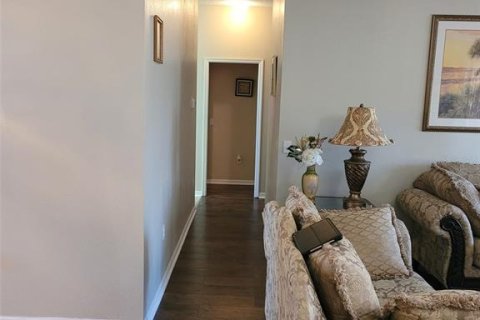 Villa ou maison à vendre à Kissimmee, Floride: 4 chambres, 219.16 m2 № 1871207 - photo 6