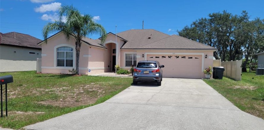 Casa en Kissimmee, Florida 4 dormitorios, 219.16 m2 № 1871207