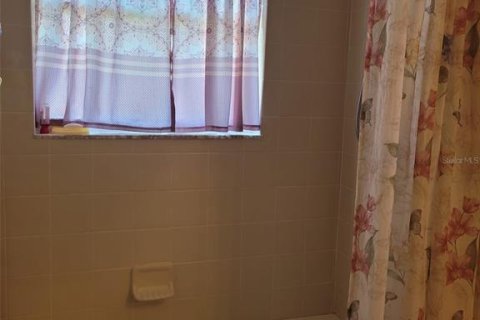 Villa ou maison à vendre à Kissimmee, Floride: 4 chambres, 219.16 m2 № 1871207 - photo 22