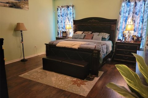 Villa ou maison à vendre à Kissimmee, Floride: 4 chambres, 219.16 m2 № 1871207 - photo 13