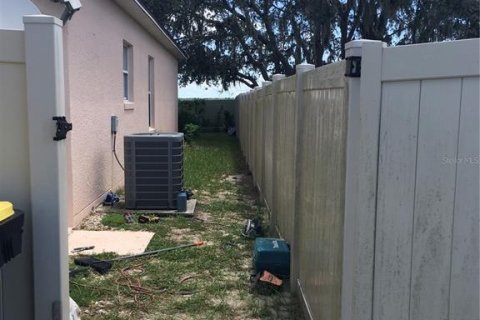 Villa ou maison à vendre à Kissimmee, Floride: 4 chambres, 219.16 m2 № 1871207 - photo 30