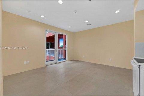 Apartment in Miami, Florida 1 bedroom № 2020767 - photo 20