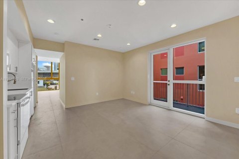 Apartment in Miami, Florida 1 bedroom № 2020767 - photo 23