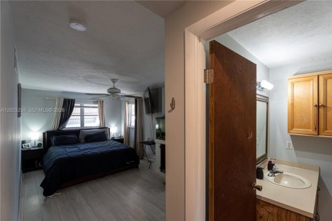 Casa en venta en Port St. Lucie, Florida, 3 dormitorios, 120.77 m2 № 2274089 - foto 27