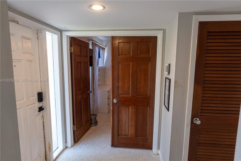 Casa en venta en Port St. Lucie, Florida, 3 dormitorios, 120.77 m2 № 2274089 - foto 6