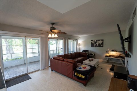 Casa en venta en Port St. Lucie, Florida, 3 dormitorios, 120.77 m2 № 2274089 - foto 18