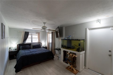 Casa en venta en Port St. Lucie, Florida, 3 dormitorios, 120.77 m2 № 2274089 - foto 29