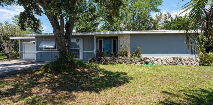 Casa en Port St. Lucie, Florida 3 dormitorios, 120.77 m2 № 2274089
