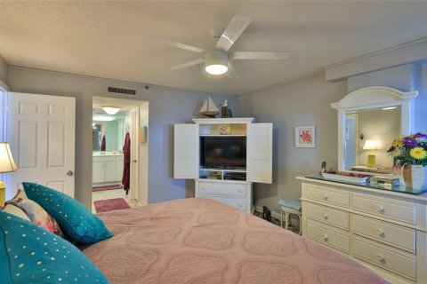 Condo in New Smyrna Beach, Florida, 3 bedrooms  № 1245392 - photo 15