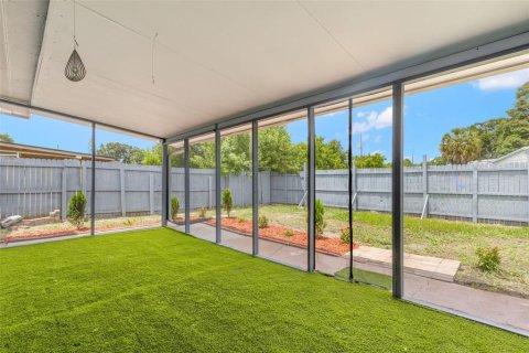 Casa en venta en Pinellas Park, Florida, 5 dormitorios, 137.4 m2 № 2196267 - foto 21