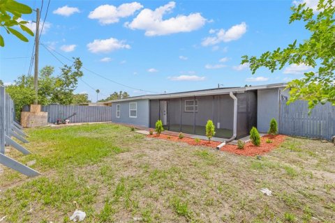 Casa en venta en Pinellas Park, Florida, 5 dormitorios, 137.4 m2 № 2196267 - foto 23