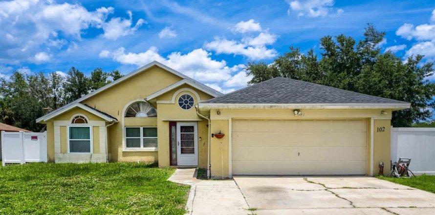 House in Kissimmee, Florida 3 bedrooms, 105.35 sq.m. № 2196787