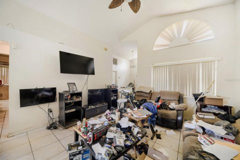 House in Kissimmee, Florida 3 bedrooms, 105.35 sq.m. № 2196787 - photo 8
