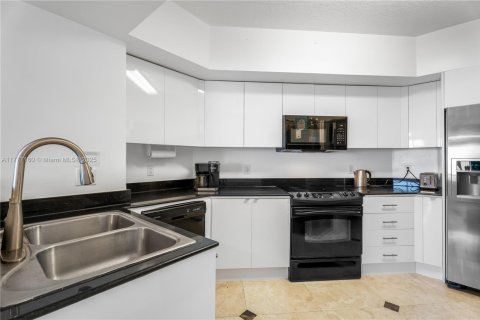 Copropriété à louer à Sunny Isles Beach, Floride: 2 chambres, 148.83 m2 № 1868426 - photo 7