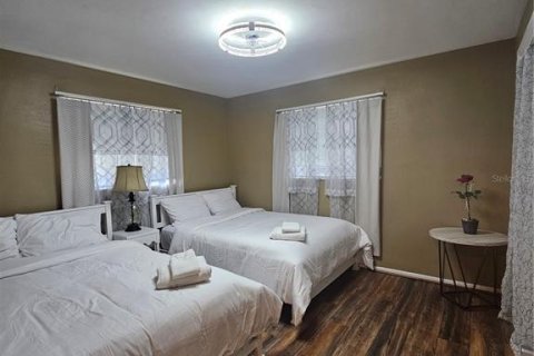 House in Largo, Florida 2 bedrooms, 105.17 sq.m. № 1915942 - photo 7
