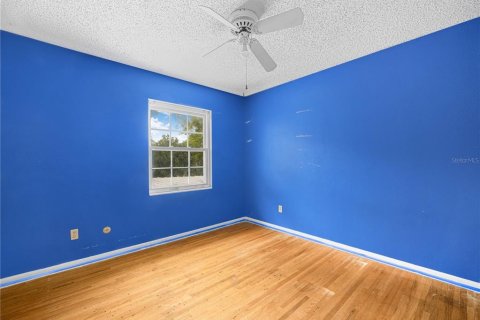 House in Winter Haven, Florida 5 bedrooms, 239.59 sq.m. № 2103631 - photo 17
