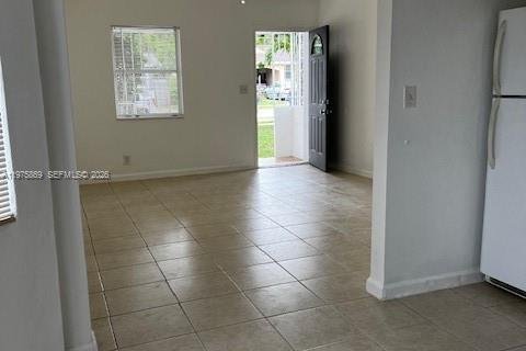 House in Hollywood, Florida 3 bedrooms, 94.02 sq.m. № 2038353 - photo 14