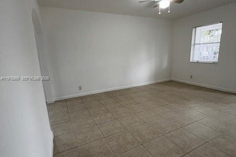 House in Hollywood, Florida 3 bedrooms, 94.02 sq.m. № 2038353 - photo 6