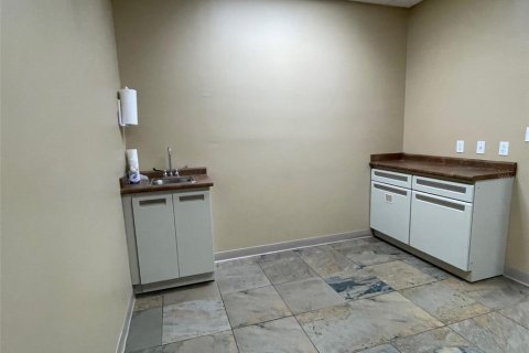 Propiedad comercial en alquiler en Orlando, Florida, 796.08 m2 № 1802040 - foto 19