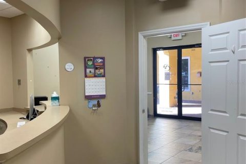 Propiedad comercial en alquiler en Orlando, Florida, 796.08 m2 № 1802040 - foto 5