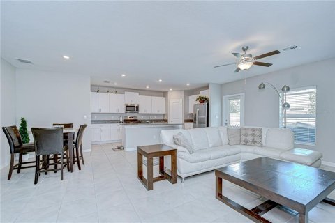 Casa en venta en Riverview, Florida, 5 dormitorios, 210.33 m2 № 1792214 - foto 8