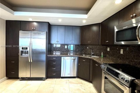 Copropriété à vendre à Fort Lauderdale, Floride: 2 chambres, 174.66 m2 № 1990440 - photo 8