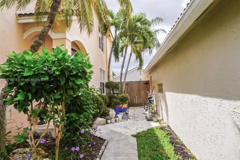 Casa en venta en Lake Worth, Florida, 4 dormitorios, 183.48 m2 № 2053483 - foto 4