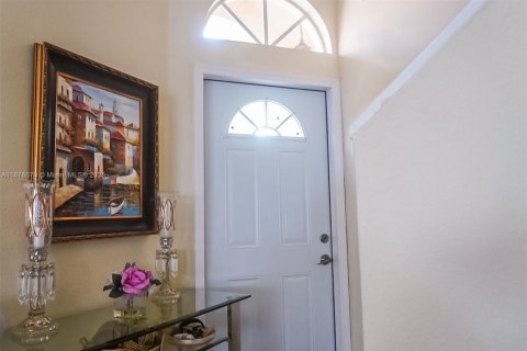 Casa en venta en Lake Worth, Florida, 4 dormitorios, 183.48 m2 № 2053483 - foto 5