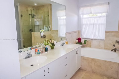 Casa en venta en Lake Worth, Florida, 4 dormitorios, 183.48 m2 № 2053483 - foto 23